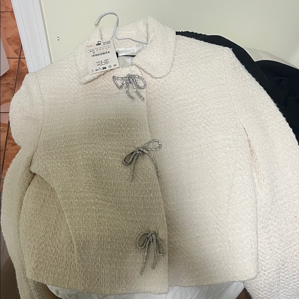 Zara Cream Bouclé Collar Jacket with Decorative Bow Closures